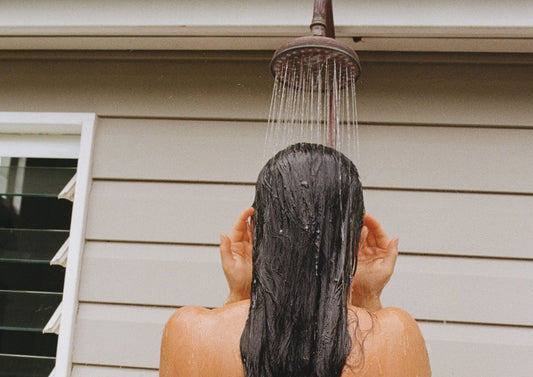 Should You Shower in the Morning or at Night?