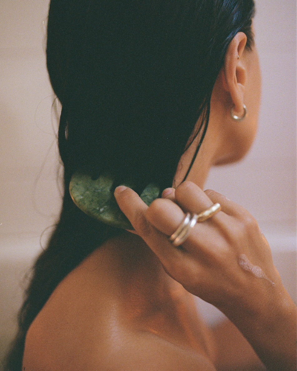 Jade Scalp Stimulator