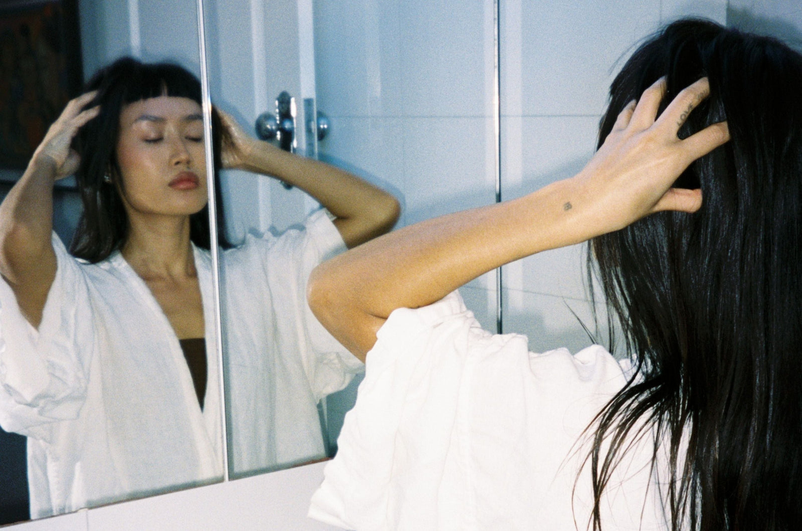 The Role of Scalp Massages in Hair Growth & Overall Wellness