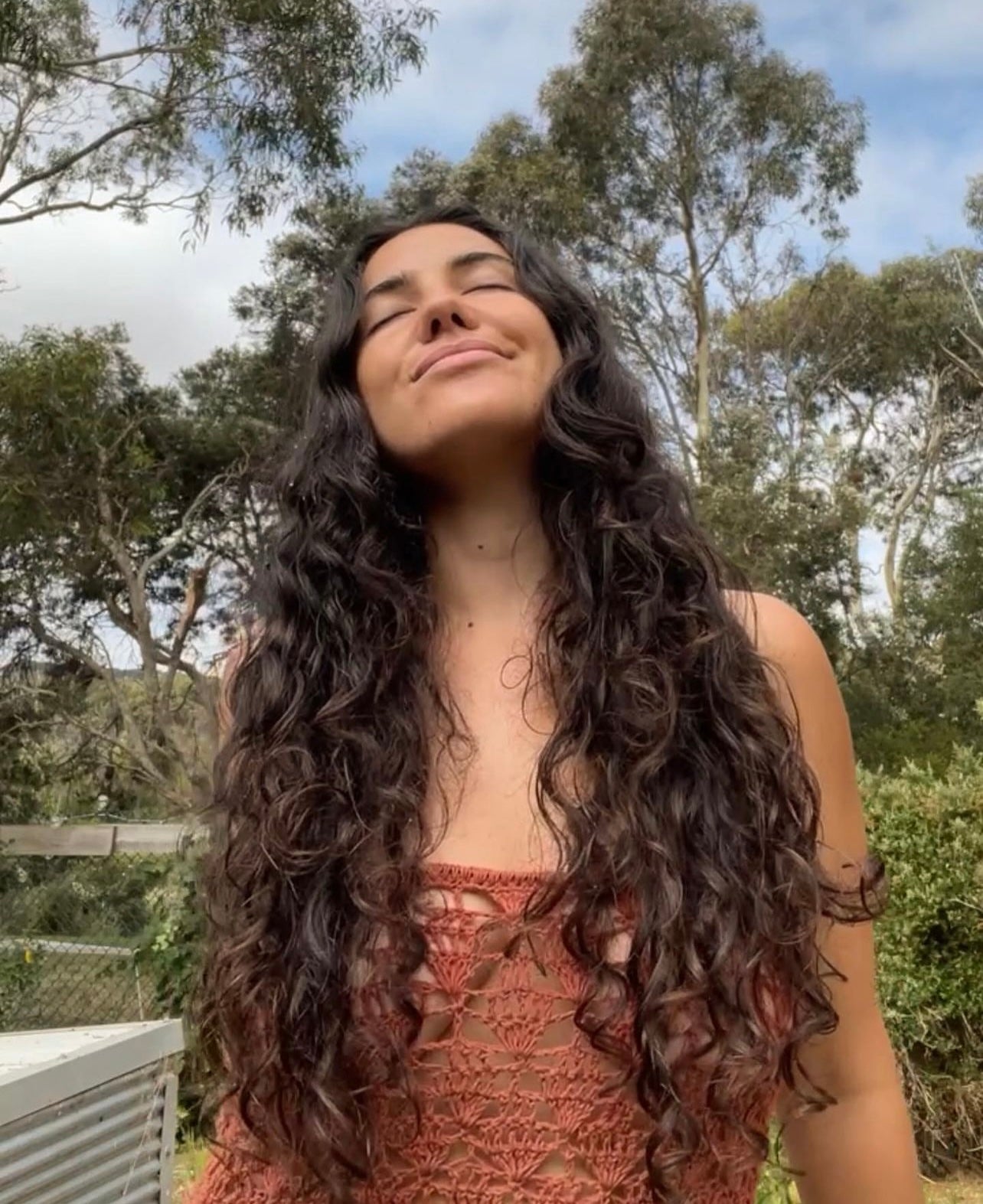 What Makes Hair Curl?