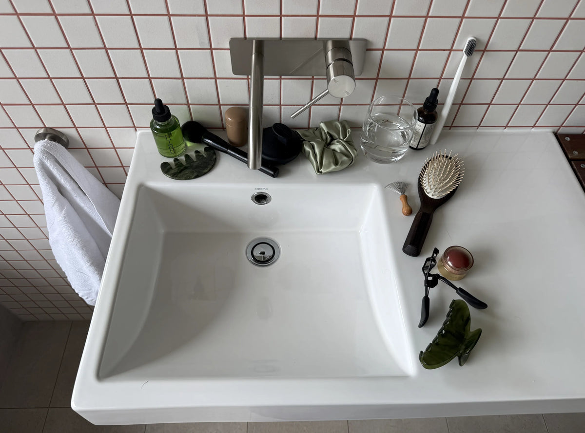 Creating a Minimal Space For a Clear Mind